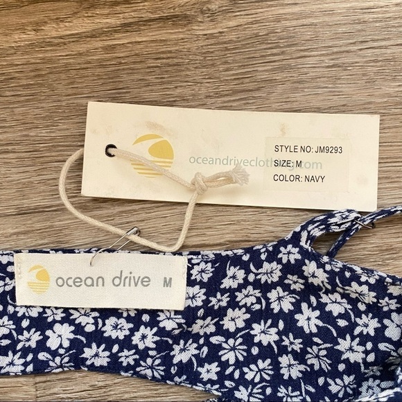 Ocean Drive Mini Floral Smocked Cutout Dress Medium NWT - Picture 6 of 8